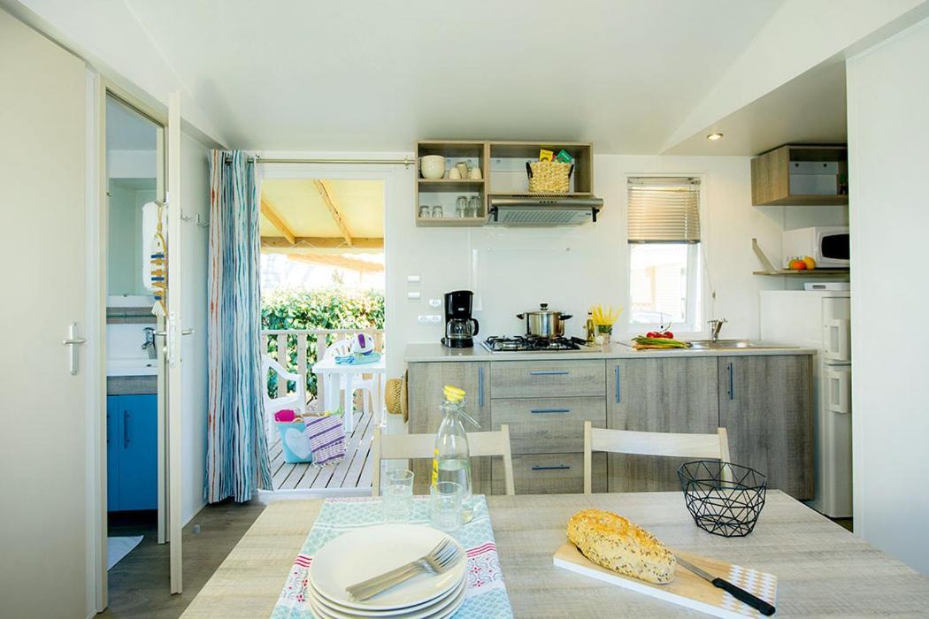 Vacanceselect Mobil Homes - Camping Pineta Sul Mare Camping Village Cesena Bagian luar foto