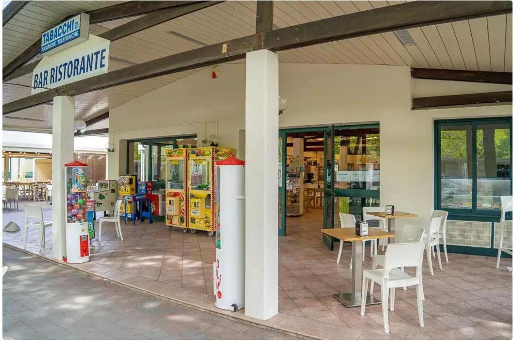 Vacanceselect Mobil Homes - Camping Pineta Sul Mare Camping Village Cesena Bagian luar foto
