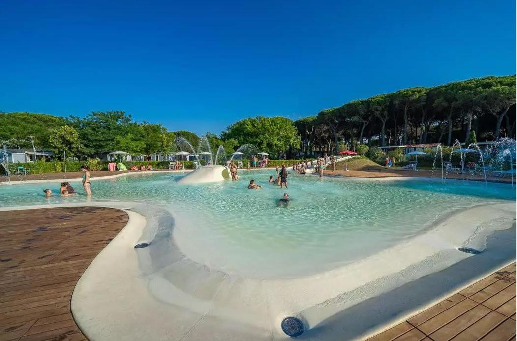 Vacanceselect Mobil Homes - Camping Pineta Sul Mare Camping Village Cesena Bagian luar foto